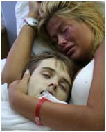 Anna Nicole Smith with son, Daniel who is dead in hosptial room