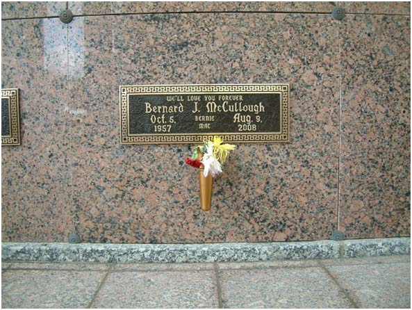 Bernie Mac buried at Washington Memorial Gardens Cemetery in Homewood, Illinois