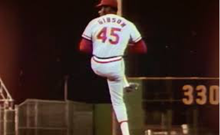Bob Gibson pitching in 1975