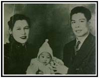 Bruce Lee with his parents as an infant