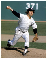 Catfish Hunter pitching for the Yankees