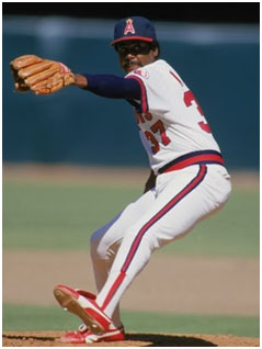 Donnie Moore pitching for the Angels