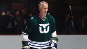 Gordie Howe Whalers tee shirt