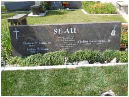 Junior Seau's grave