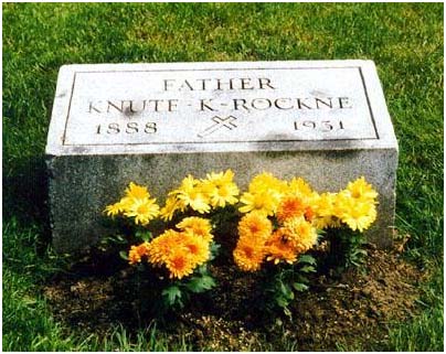 Knute Rockne Tombstone