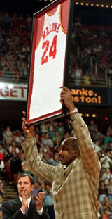 Moses Malone retired number