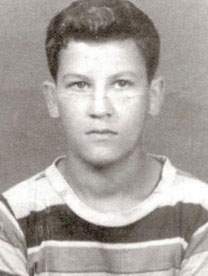 Pablo Escobar teenage photo