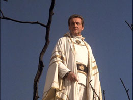 patrick Macnee in battlestar galactica