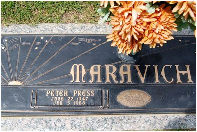 Pete Maravich grave