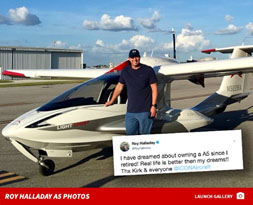 Roy Halladay and his plane