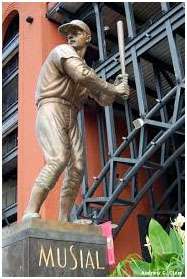 Stan Musial statue