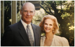 Tom Landry with his wife